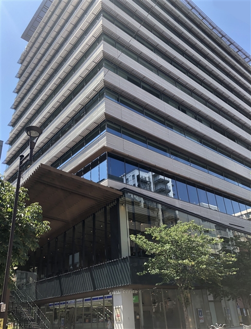 本社外観
